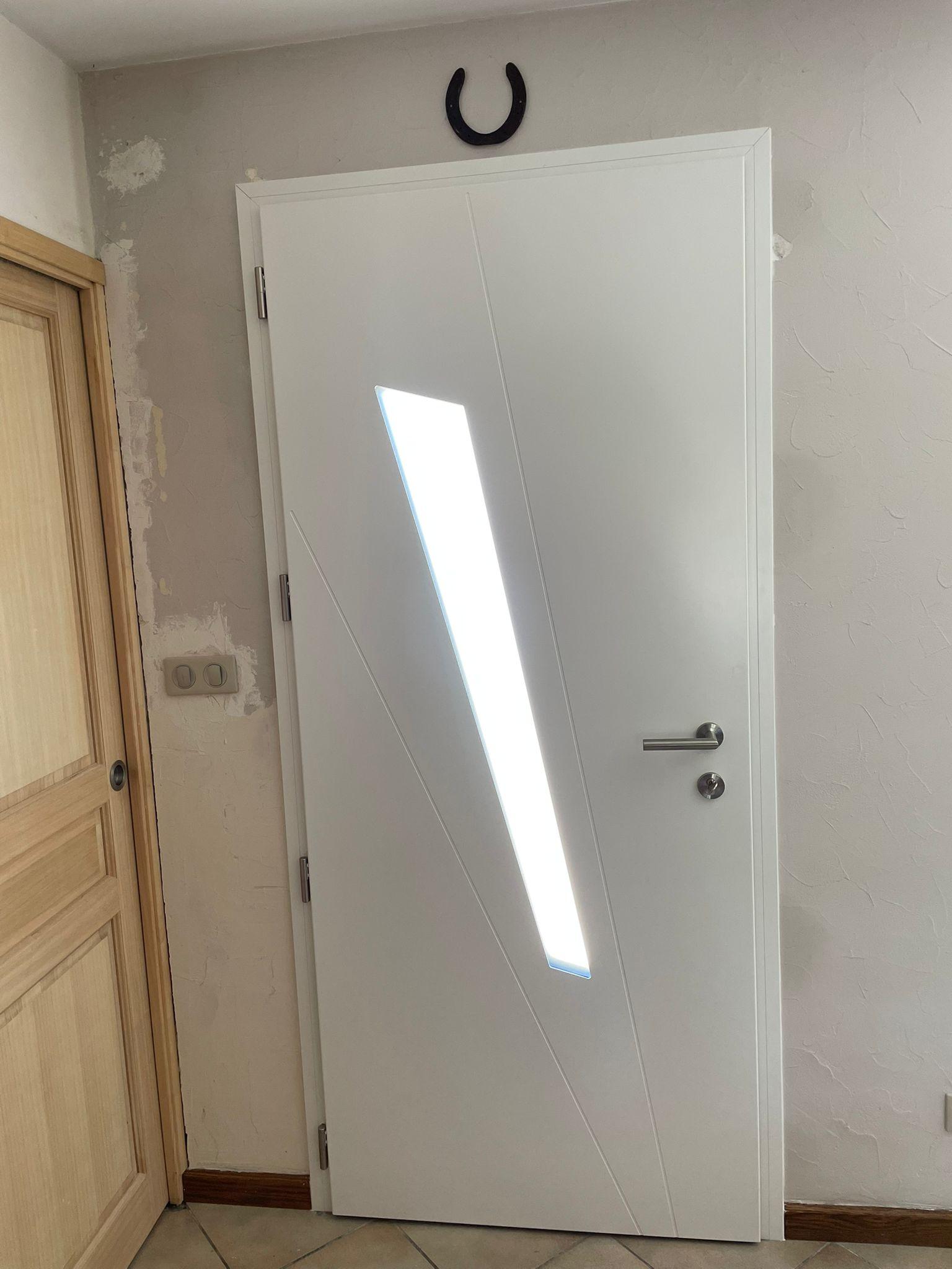 Porte ALU K-LINE FUSEAU